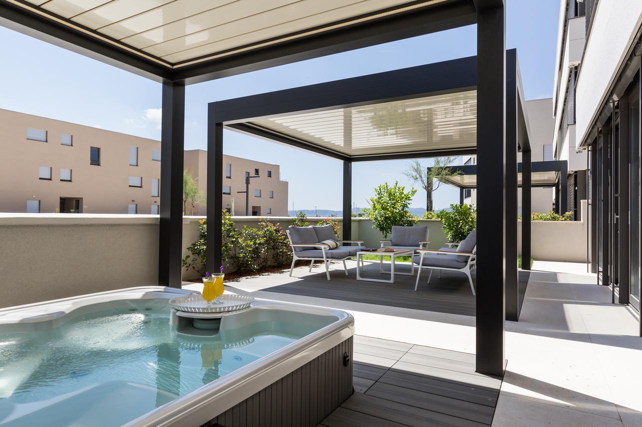 Shell Luxury Residences With Pool And Whirlpool Zadar Luaran gambar