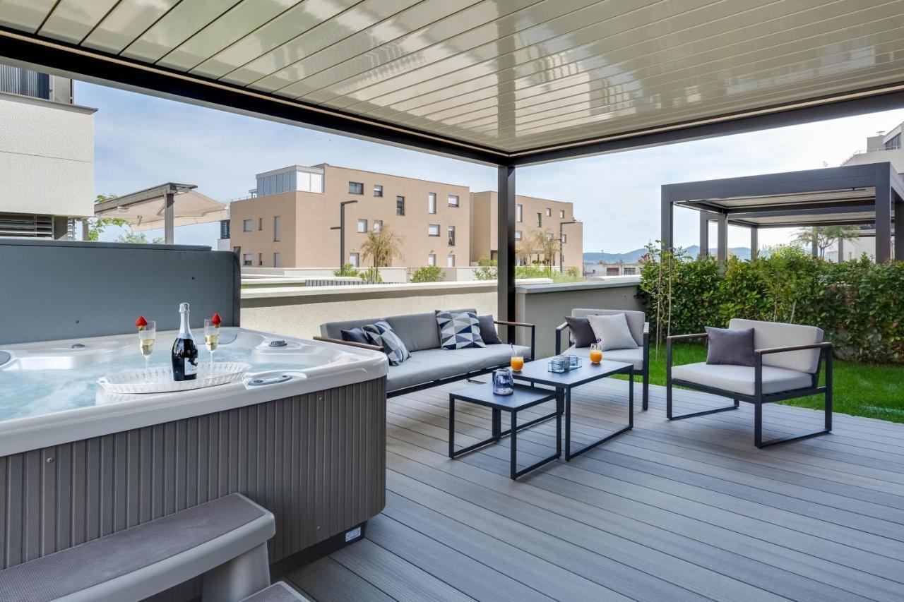 Shell Luxury Residences With Pool And Whirlpool Zadar Luaran gambar